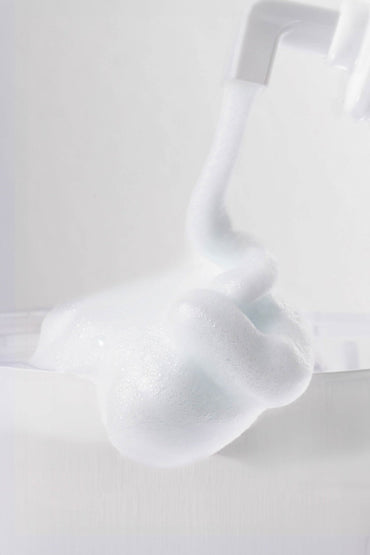 6% AHA Foamer Gentle Exfoliating Cleanser - Filler Lux